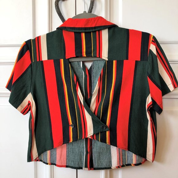 Colourful Striped Crop Shirt with Cut-Out Back Size S - Picture 6 of 16
